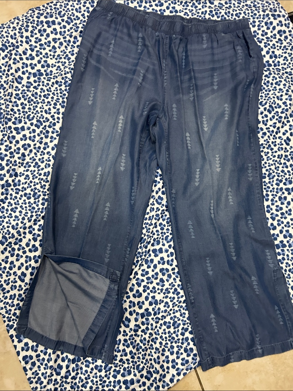 Diane Gilman Navy Arrow-Print Wide Leg Jeans